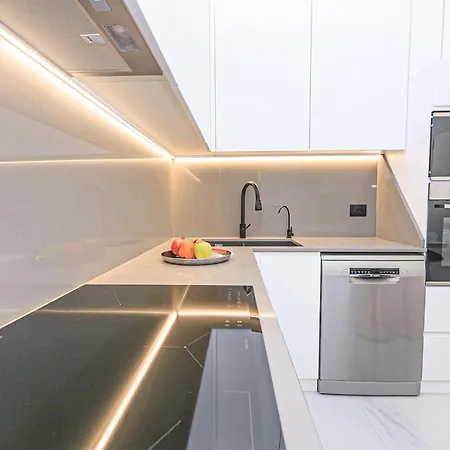 شقة Iflat Castel Sem Benelli زواليي