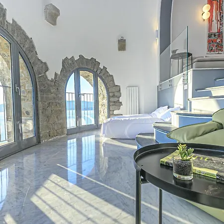 Iflat Castel Sem Benelli Apartment